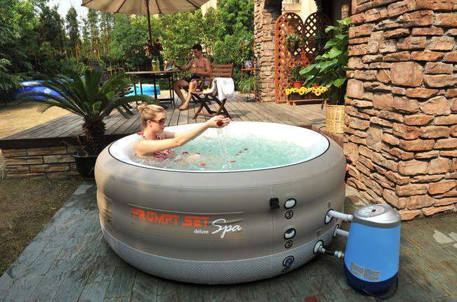 Надувной спа-бассейн First Spas Deluxe (рис.5) Надувной спа-бассейн First Spas Deluxe (рис.5)